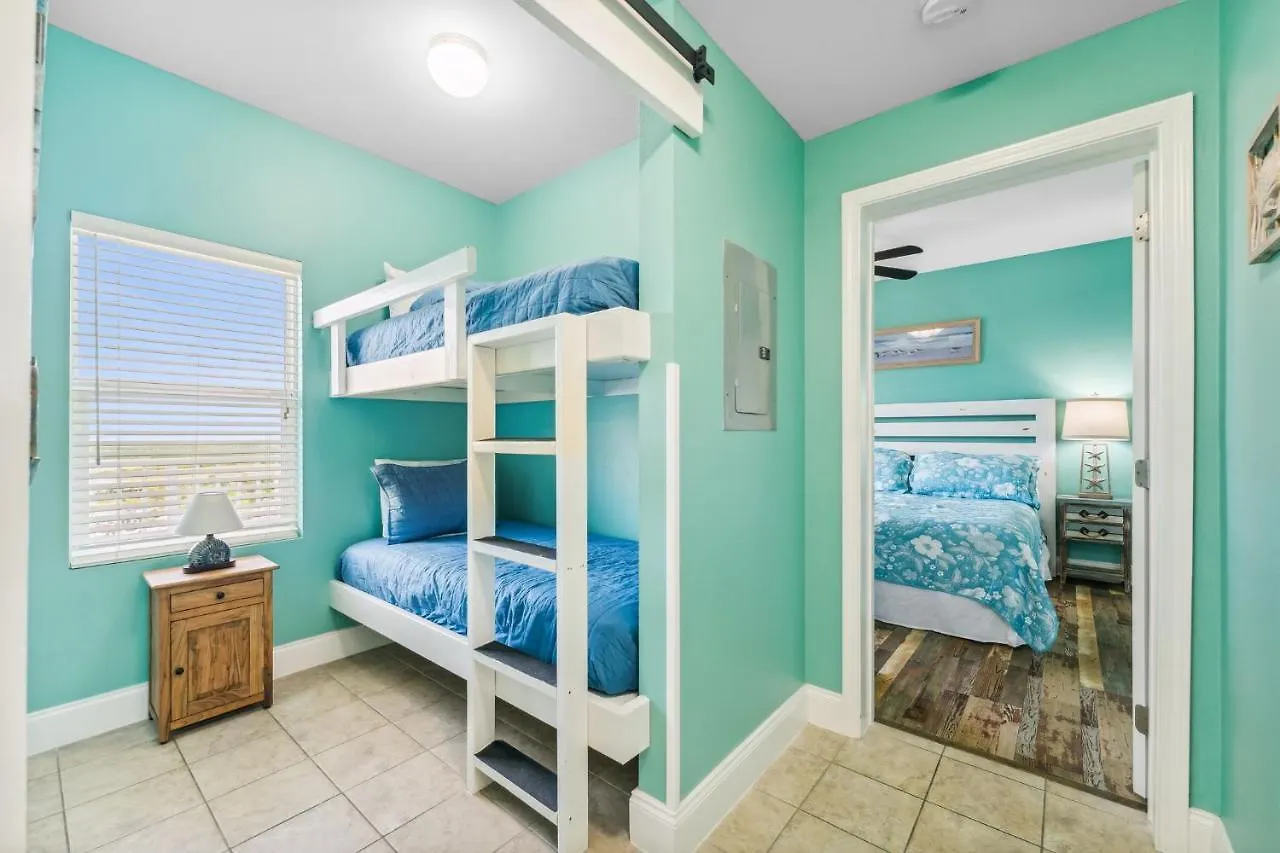 Laketown Wharf 1825 Panama City Beach Apartment