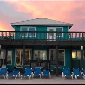Wanderlust Only 3 Min Walk To The Sand! Holiday home